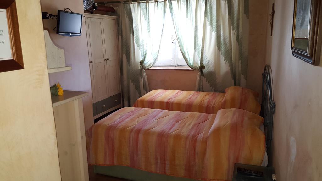 B&B Carolina Plebiscito R. Νάπολη Εξωτερικό φωτογραφία