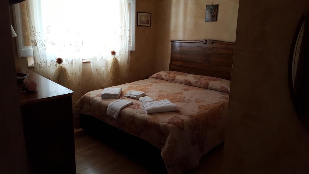 B&B Carolina Plebiscito R. Νάπολη Εξωτερικό φωτογραφία